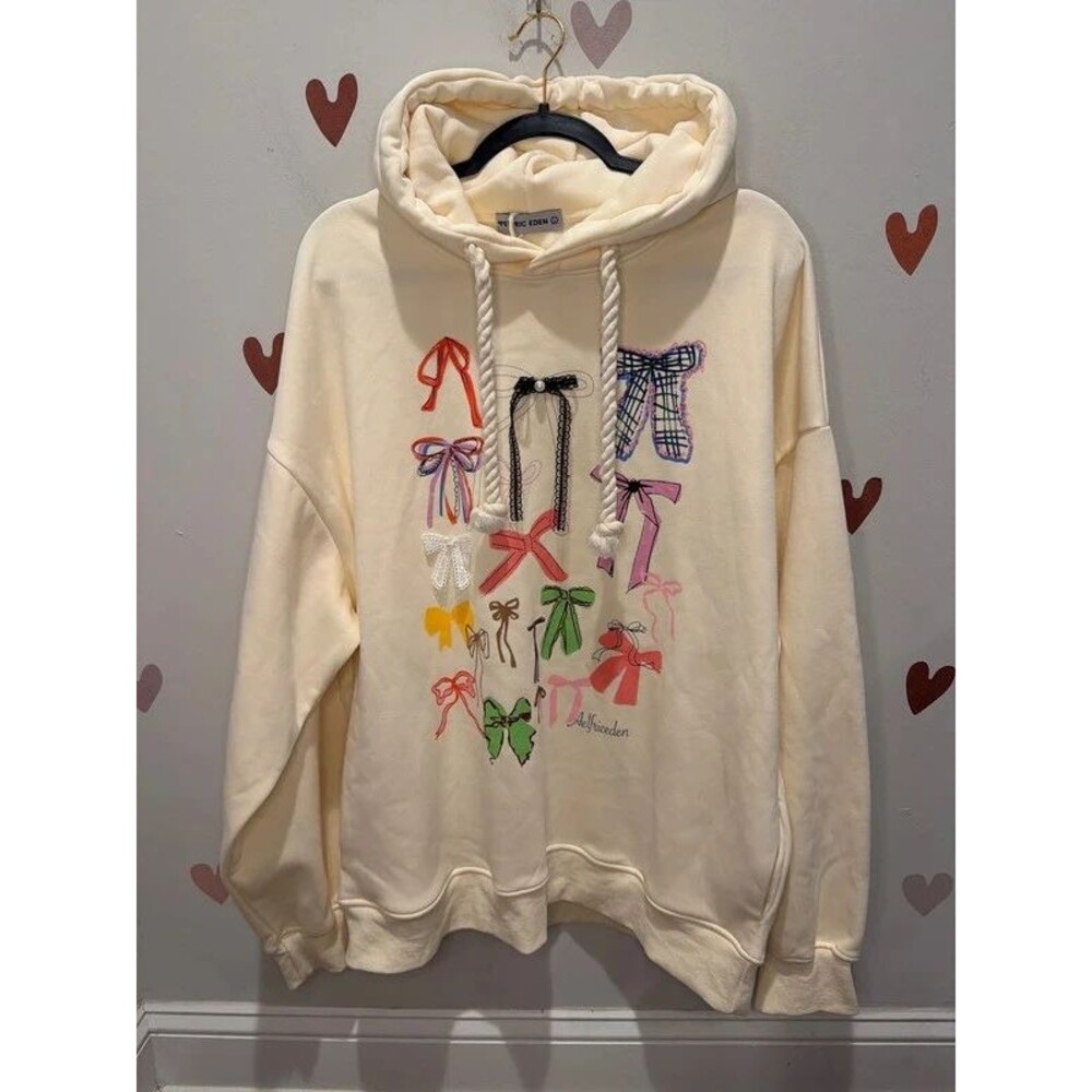 Aelfriceden Bow Hoodie Large